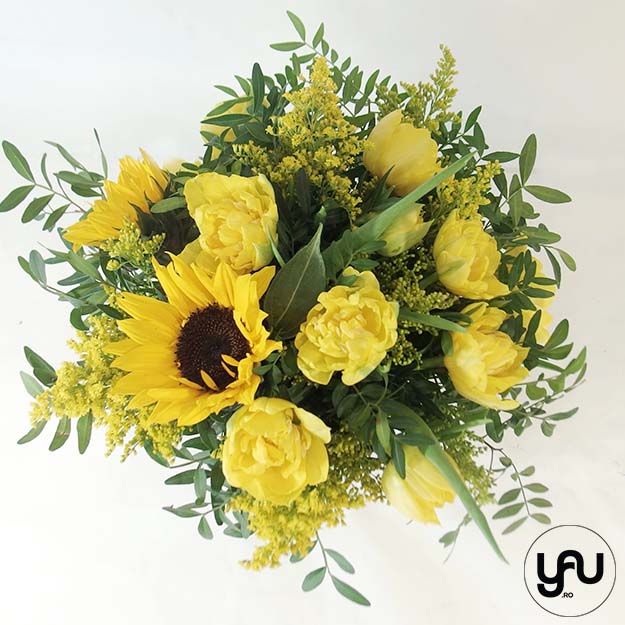 Buchet flori galbene lalele floarea soarelui solidago  _ B272